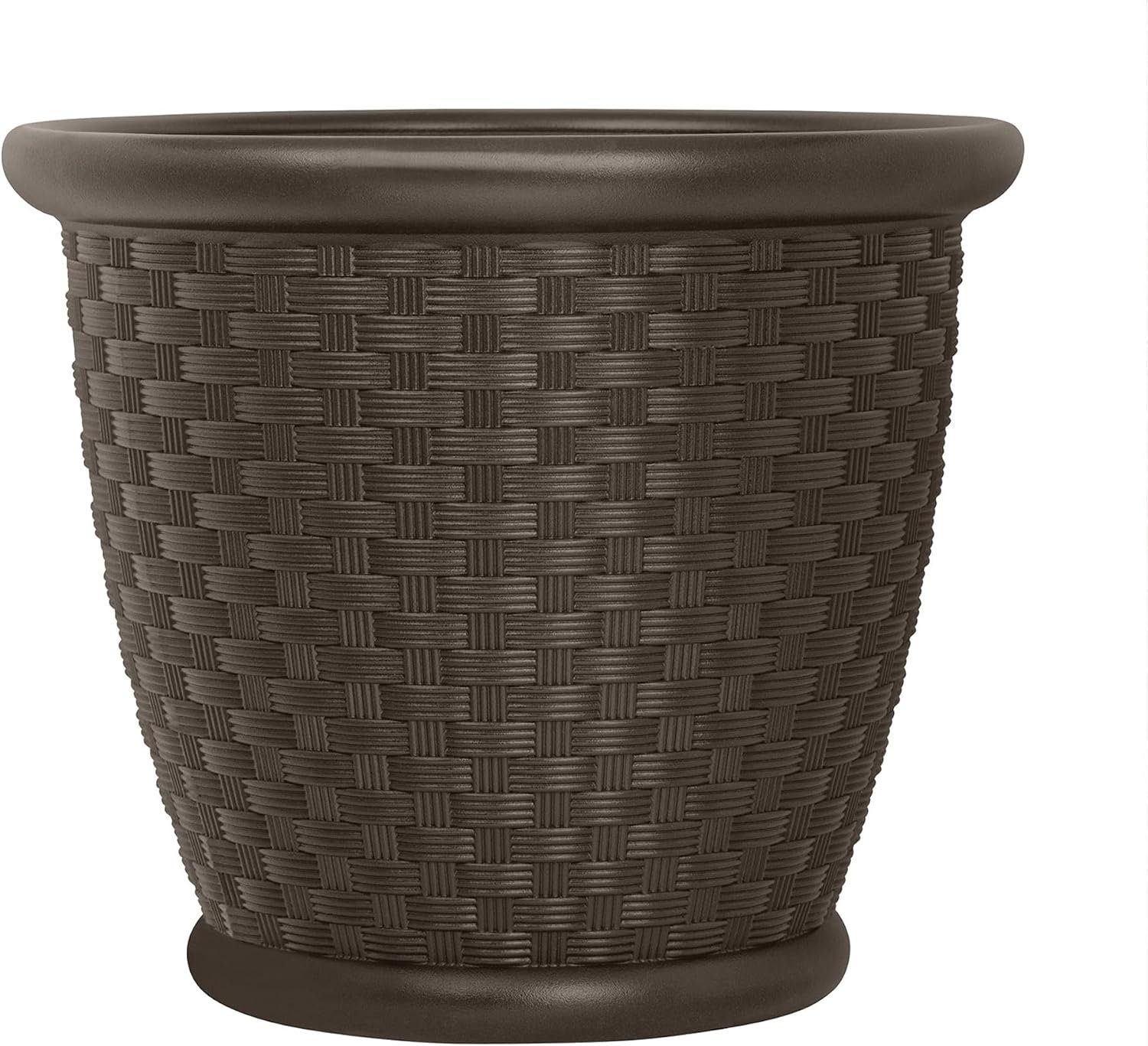 Suncast Sonora 22 Inch Plastic Wicker Indoor or Outdoor Decorative Garden Flower Planter for Entryways, Porch, and Backyard Patios, Dark Brown