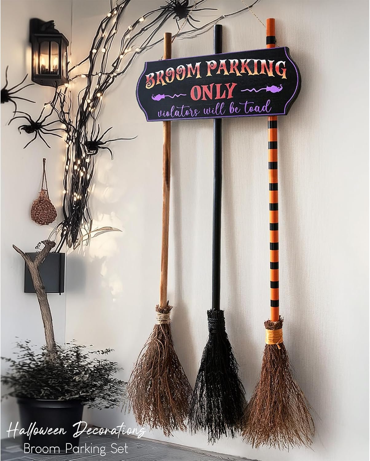 Halloween Decorations – Broom Parking Sign with 3 Wooden Witches Brooms | Hocus Pocus Decor, Halloween Decor, Front Porch Wall Decoration, For Indoor Outdoor Home Office Party