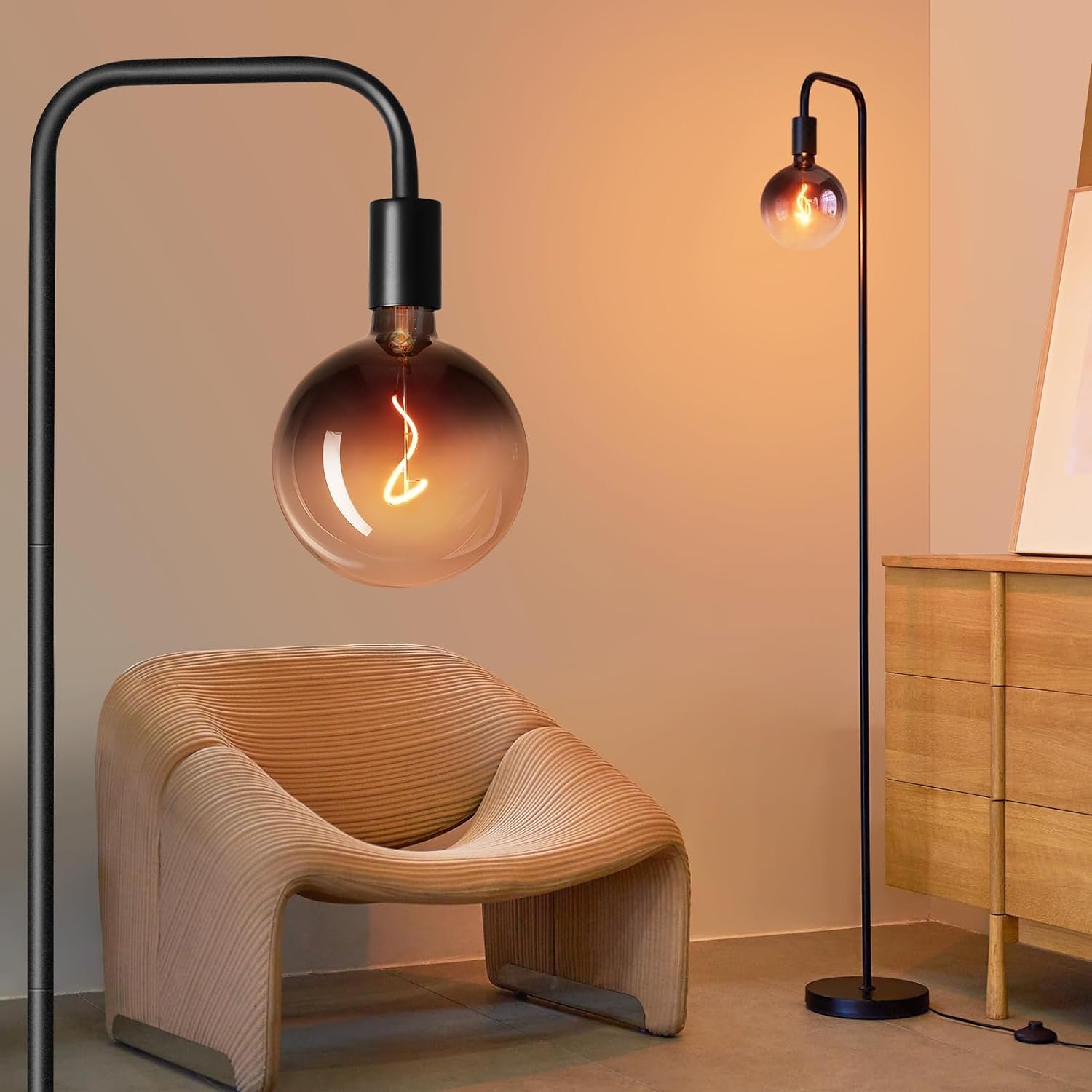 ONEWISH Floor Lamp for Living Room – Minimalist Industrial Standing Lamp with Modern LED Bulb, Globe Black Clear Glass 6″, 1800K Warm Ambiant Lighting Decorative Tall Floor Lamp for Bedroom Office