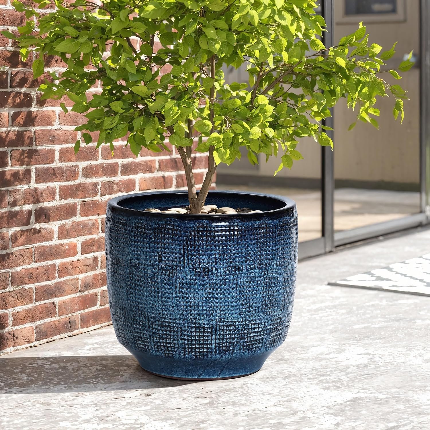 LuxenHome 15.75″ Large Round Ceramic Pots for Plants, Glazed Blue Planter | Large Plant Pot, Flower Pots with Drainage Hole and Rubber Plug for Home Garden Patio, Indoor and Outdoor Use