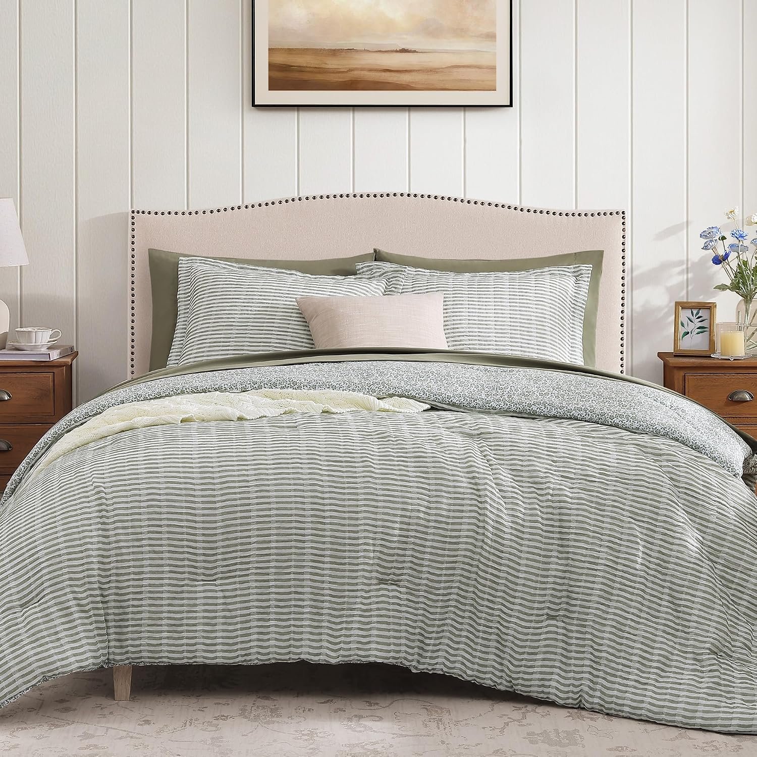 Queen Comforter Set-7 Pieces Green Plaid Floral Bedding Set | Revesible Farmhouse Comforter for All Seasons, Lightweight Breathable Cottage Bed in a Bag with Sheets, Pillowcases & Shams
