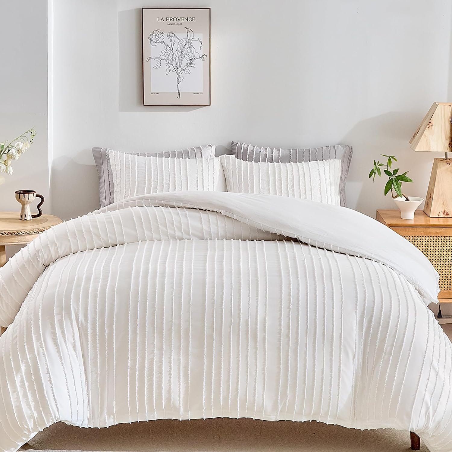 WARMDERN White Boho Duvet Cover Queen, Striped Textured Tufted Bedding Set | 3-Piece, Boho Bedding, Soft, Zipper Closure, 8 Corner Ties, All-Season, Machine Washable, Breathable, Lightweight, Bedroom