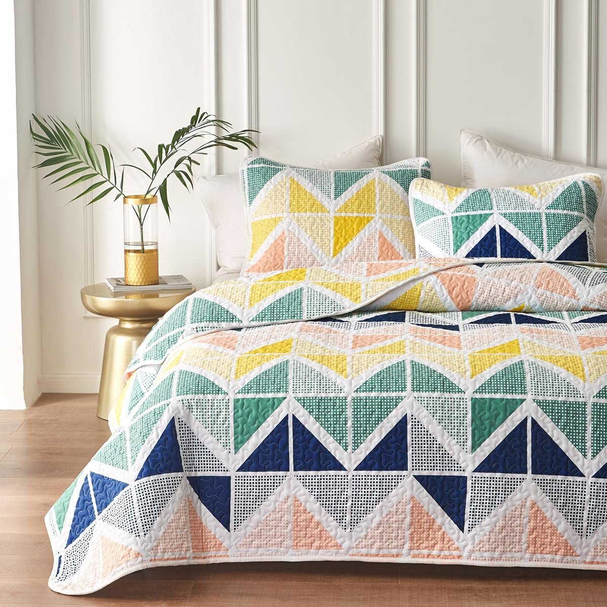 Quilt Set Colorful and Bright for Summer 3 Piece Reversible Colorful Quilt Set Queen Size with Navy Green Orange Yellow Cubes Microfiber Lightweight Bedding Coverlet Set Bedspread