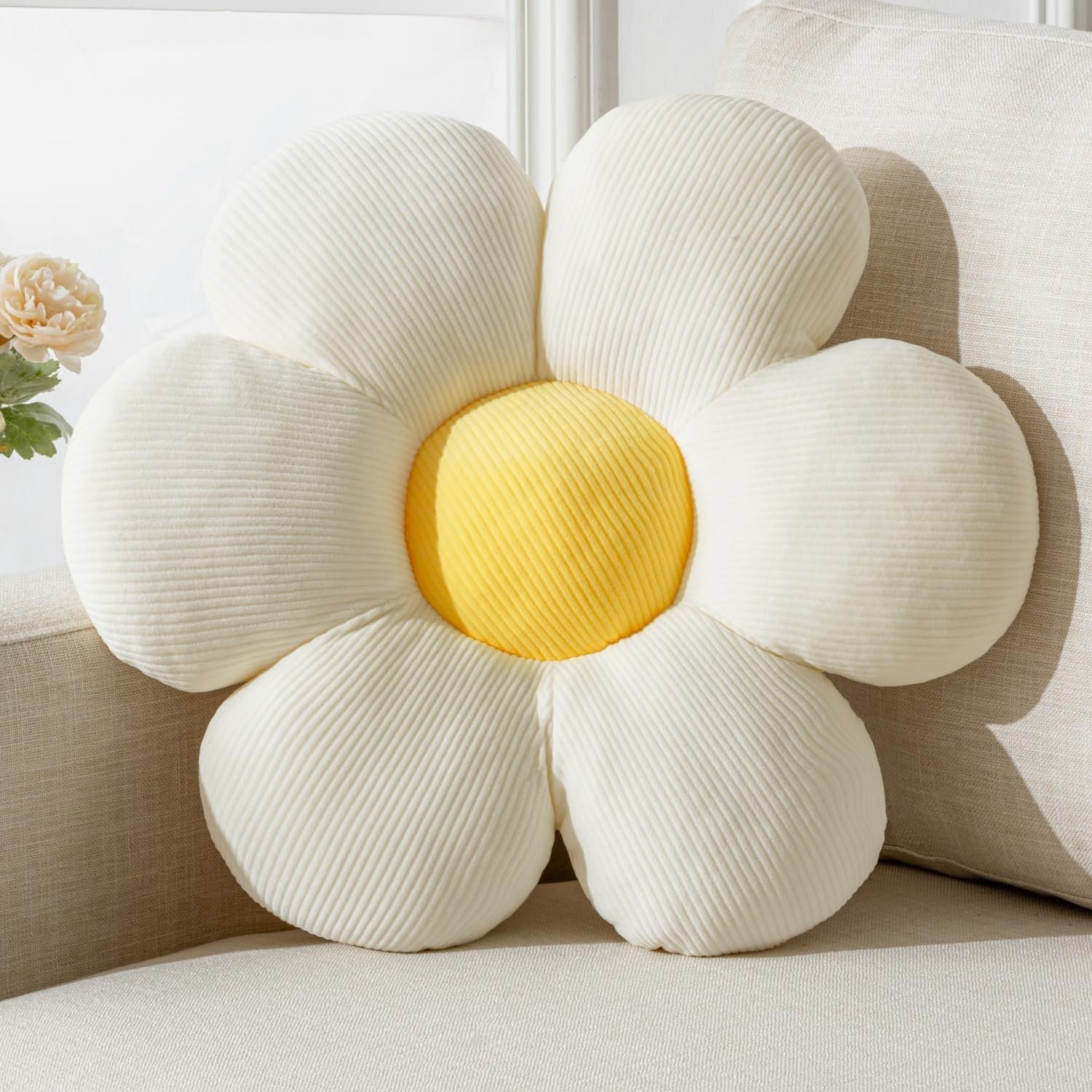 Flower Pillow,15.75″ Daisy Pillow White Decorative Pillows | Throw Pillows,Short Plush,PP Cotton Filling,Flower Shaped,Seating Cushion,for Sofa Couch Bed,Spring Cute Home Decor