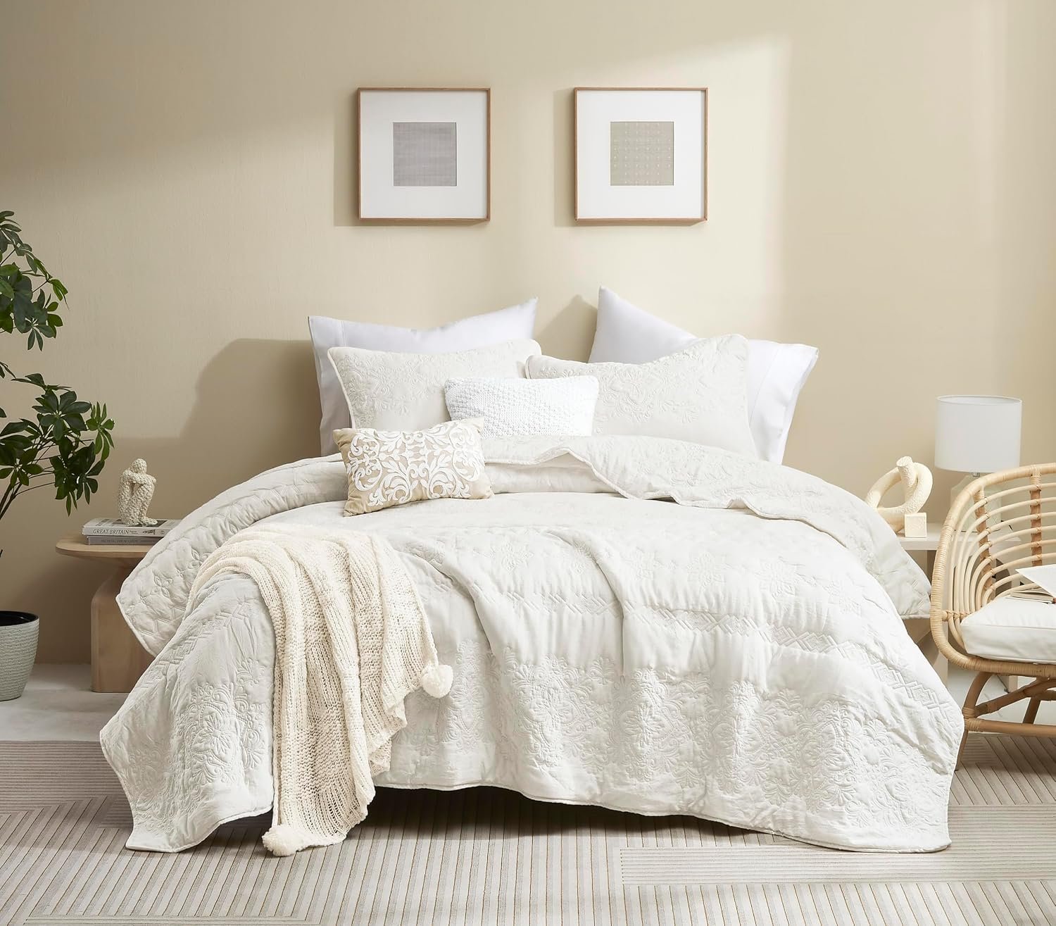 Boho Ivory Quilt Queen Size Bedding Sets with Pillow Sham, Bohemian Lightweight Soft Bedspread Coverlet, Cream Farmhouse Floral Vintage Thin Comforter Bed Cover All Season, 3 Pieces, 90×90 inches