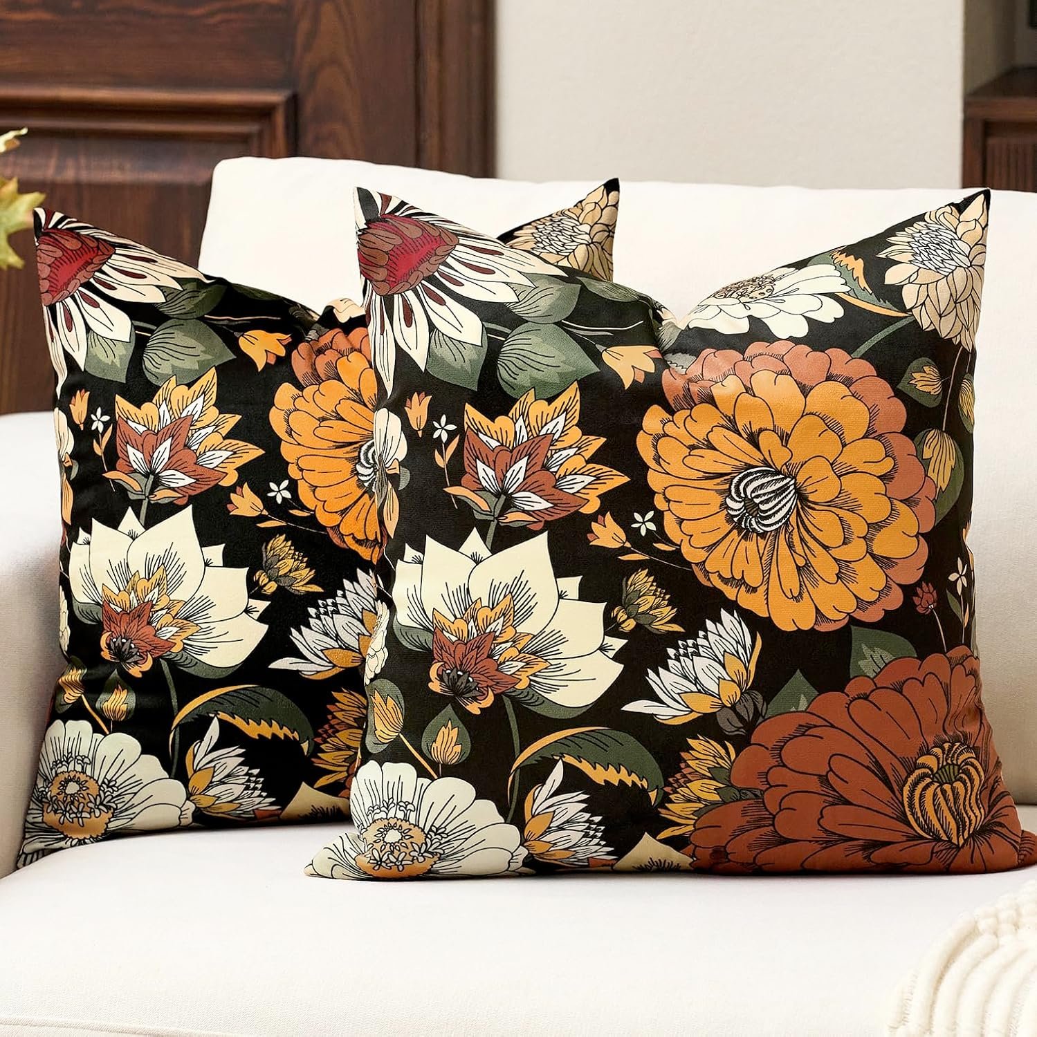 Tyrot Black Boho Floral Velvet Throw Pillow Covers 18×18 Inch Set of 2 Farmhouse Vintage Cushion Covers Mid Century Modern Botanical Home Decor Pillow Cases for Couch Bed Sofa Living Room, Bedroom