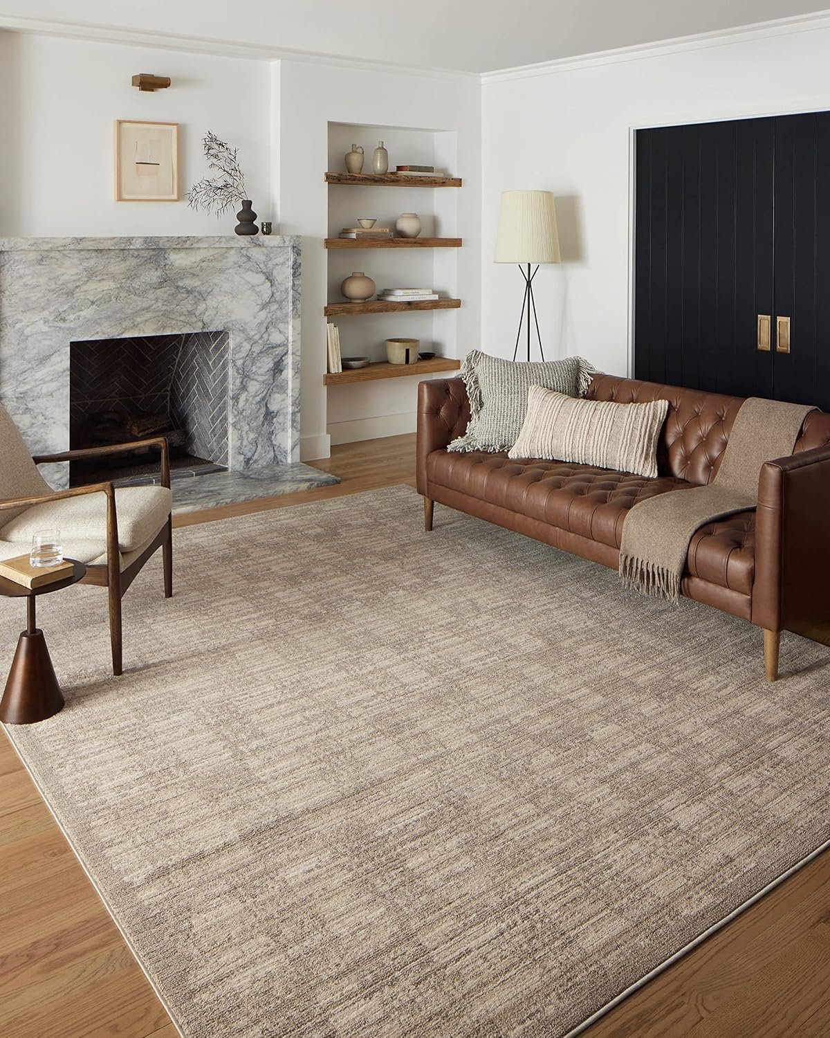 Loloi Darby Pebble/Sand 6′-7″ x 9′-3″ Area Rug | DAR-07 Approx. 7×9 Grey Living room Dining room Bedroom, Contemporary, Sophisticated, Cozy, Hand-Knotted, Versatile, Area Rug