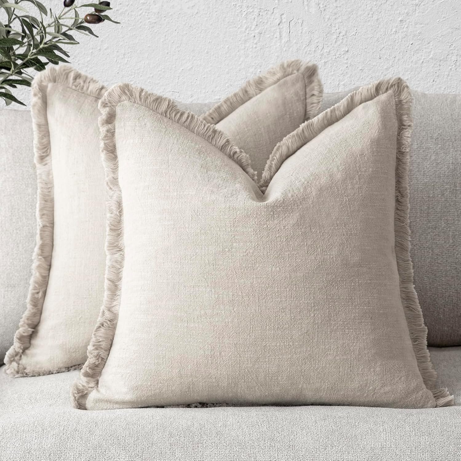 Foindtower Set of 2 Decorative Linen Fringe Throw Pillow Covers Cozy Boho Farmhouse Cushion Cover with Tassels Soft Accent Pillowcase for Couch Chair Sofa Bed Living Room Home Decor,18×18 Inch,Beige